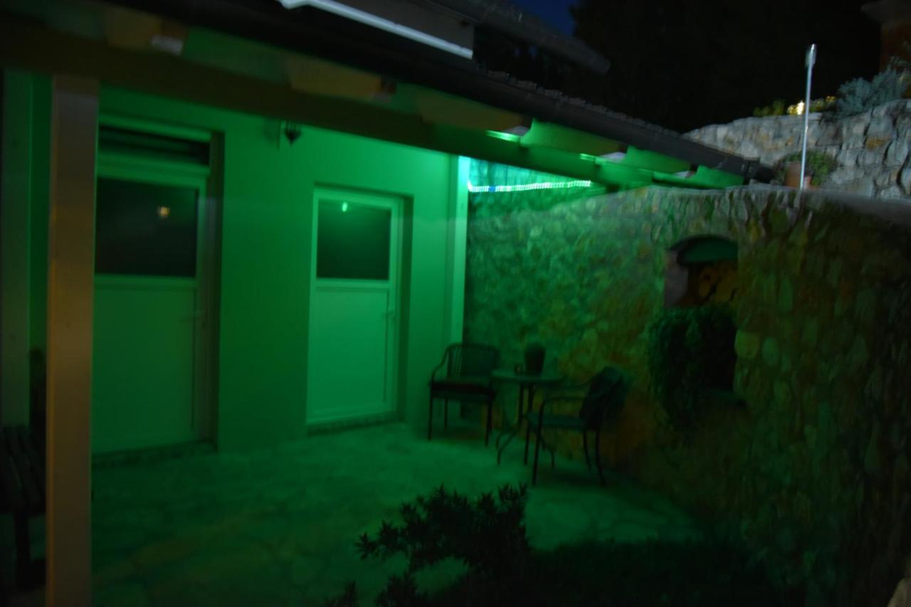 Rooms Bobic Licko Petrovo Selo Экстерьер фото