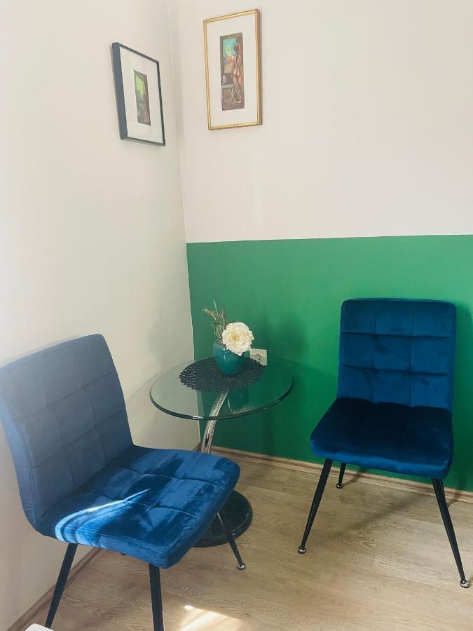 Rooms Bobic Licko Petrovo Selo Экстерьер фото
